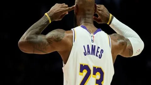 葡萄牙总统赞誉：葡萄牙国家队实力非凡，持续提升，有望走得更远