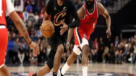 篮球盛宴：独行侠VS森林狼巅峰对决，五大精彩瞬间深度解析！